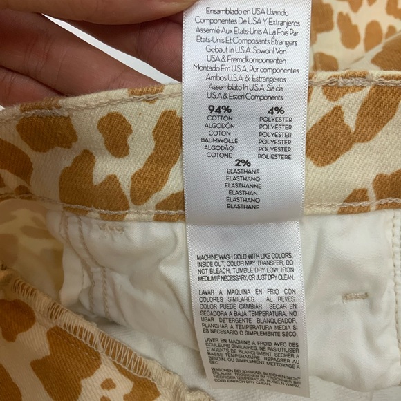 MOTHER The Hustler Ankle Fray Printed Jeans - Picture 15 of 16